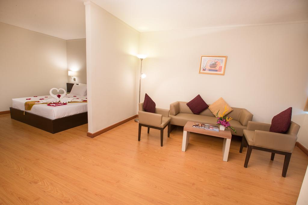 Seasons Siam Hotel Bangkok Kültér fotó