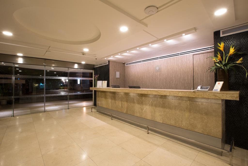 Seasons Siam Hotel Bangkok Kültér fotó