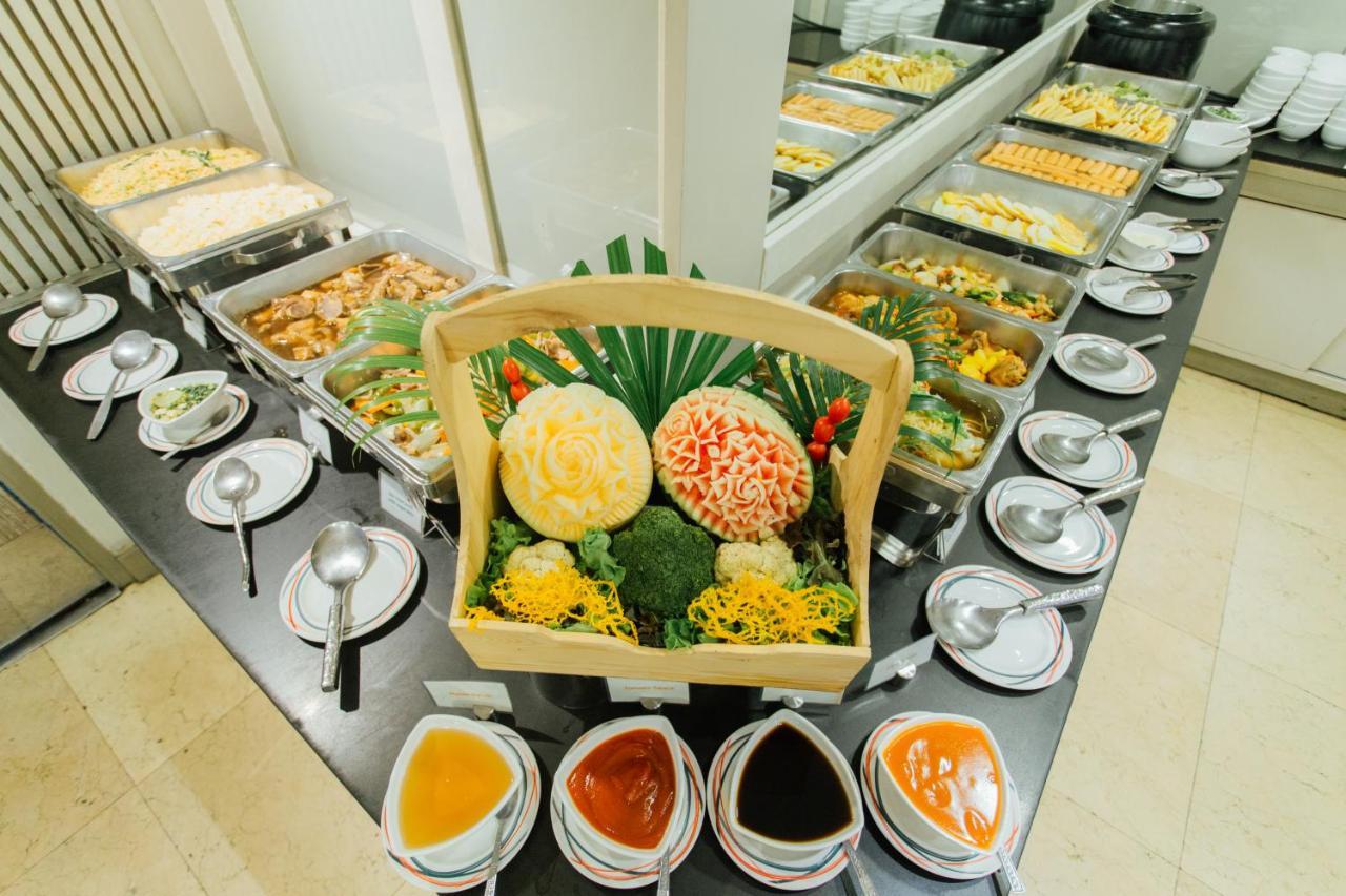 Seasons Siam Hotel Bangkok Kültér fotó